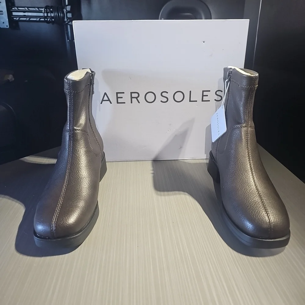 Aerosoles Dazzy Women's Boots Java‎ Stretch Pebbled Faux Leather Size 6W NEW